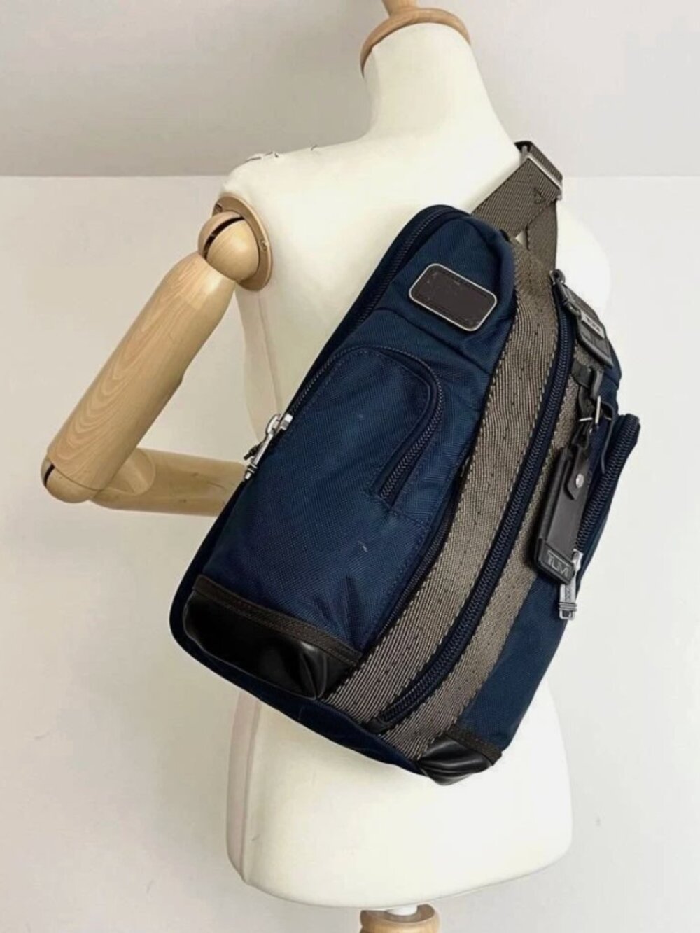 TUMI Monterey Alpha Bravo Sling Bag Navy Authentic